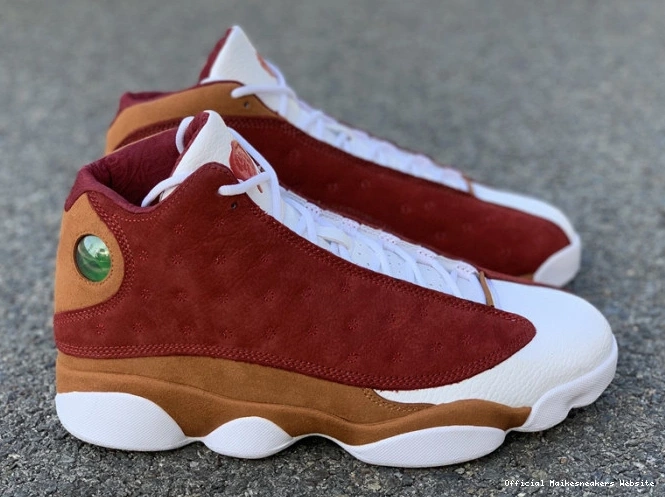 Official Maikesneakers 